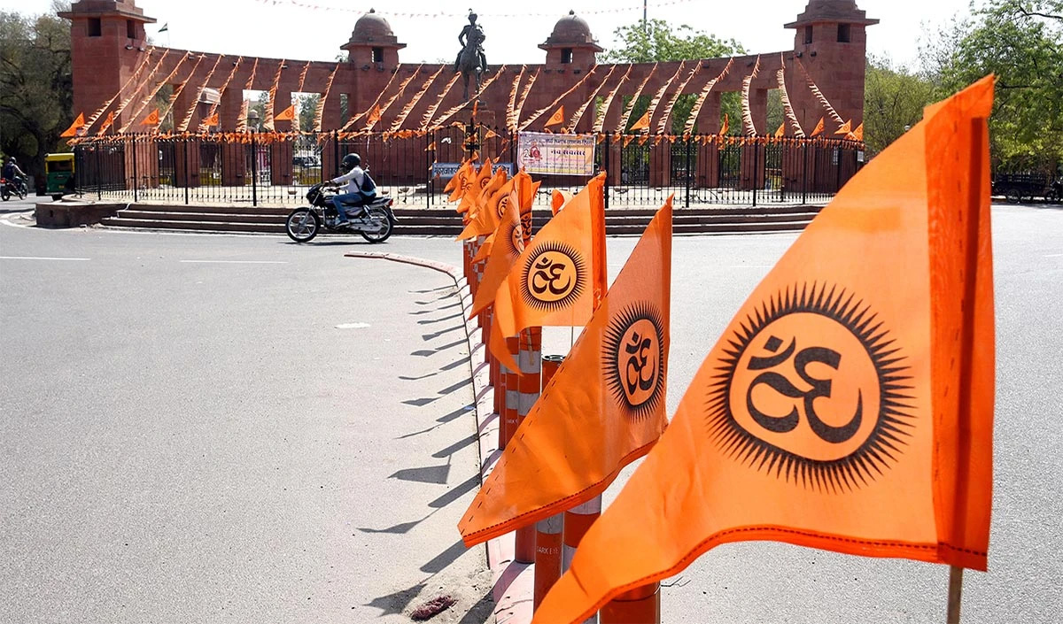 सनातन हिन्दुधर्मः भारते उत्पन्नाः सर्वे धर्माः विश्वे शान्तिं इच्छन्ति