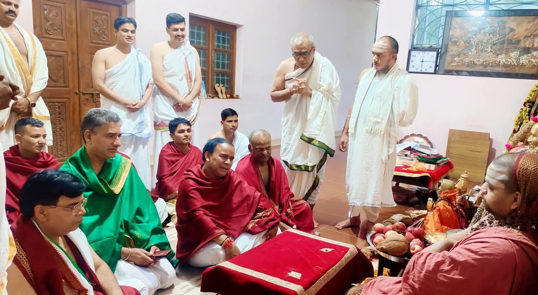 उत्तराखण्डे संस्कृतविकासाय संस्कृतशिक्षामन्त्रिणा शिष्टमण्डलै: सह मत्तुरुग्रामस्य कृतं दर्शनं