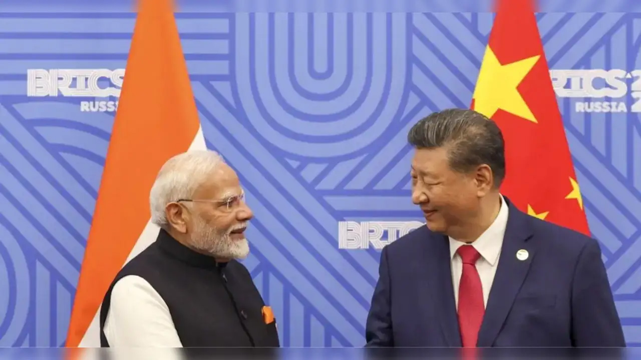 भारतं पुनः चीनीयपर्यटकानाम् ५ वर्षाणाम् अनन्तरं वीजां दास्यति-आवेदनानि २४ जुलाईतः आरब्धानि; गलवान-सङ्घर्षात् आरभ्य सेवा निरुद्धा आसीत्