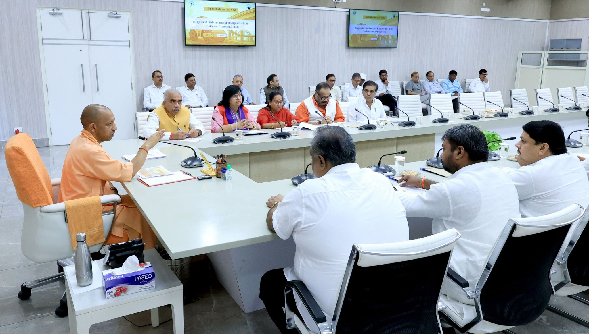 उत्तरप्रदेशस्य स्थायि-सन्तुलित-विकासे कानपुर-मण्डलस्य भूमिका अतीव महत्त्वपूर्णा अस्ति- मुख्यमन्त्री