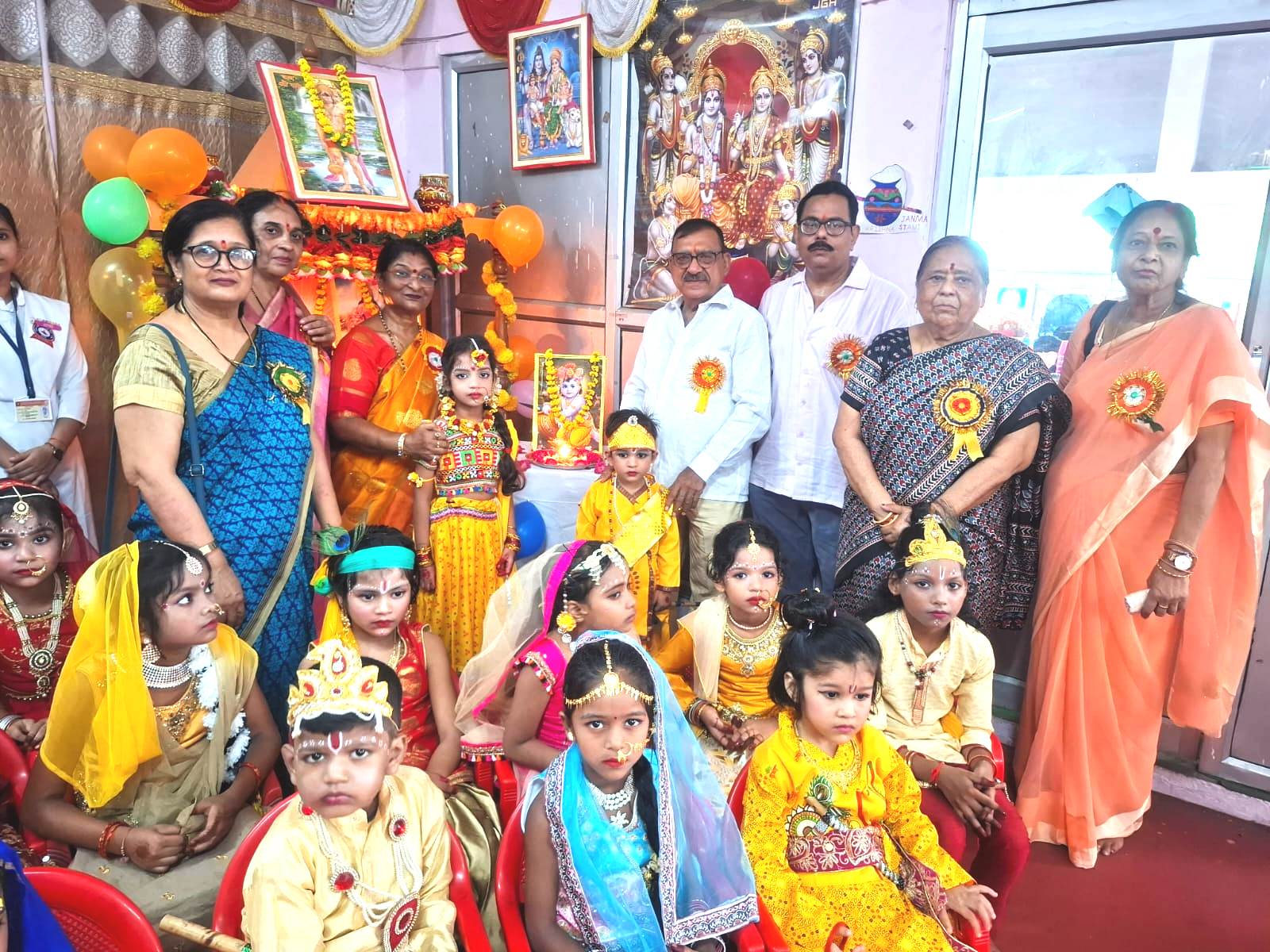 भगवान् श्रीकृष्ण जन्माष्ट्म्या: कार्यक्रम: सोल्लासेन मन्यतेस्म