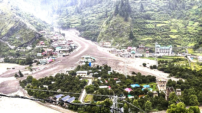 धाराली आपदा-वर्षादत्तांशतः आपदाकारणानि अन्वेष्य उच्चोच्च क्षेत्रेषु आकड़ानां संग्रहणं क्रियते