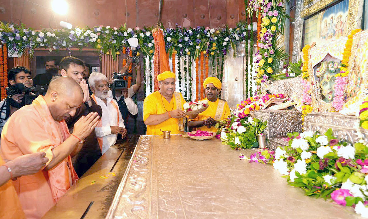 ‘न अस्माकं एको केशः क्षतिः भवति…’इति योगी अवदत्-भगवान् श्रीकृष्णः दुष्टानां नाशार्थं अवतरितः आसीत्