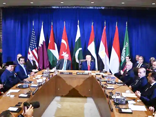 ट्रम्पः अवदत्-रूसीविमानानि यदि नाटोदेशेभ्यः गच्छन्ति तर्हि पातयन्त-रूसदेशं कागजव्याघ्रः इति उक्तवान्, अवदत्-युक्रेनदेशः स्वस्य नष्टभूमिं पुनः ग्रहीतुं शक्नोति