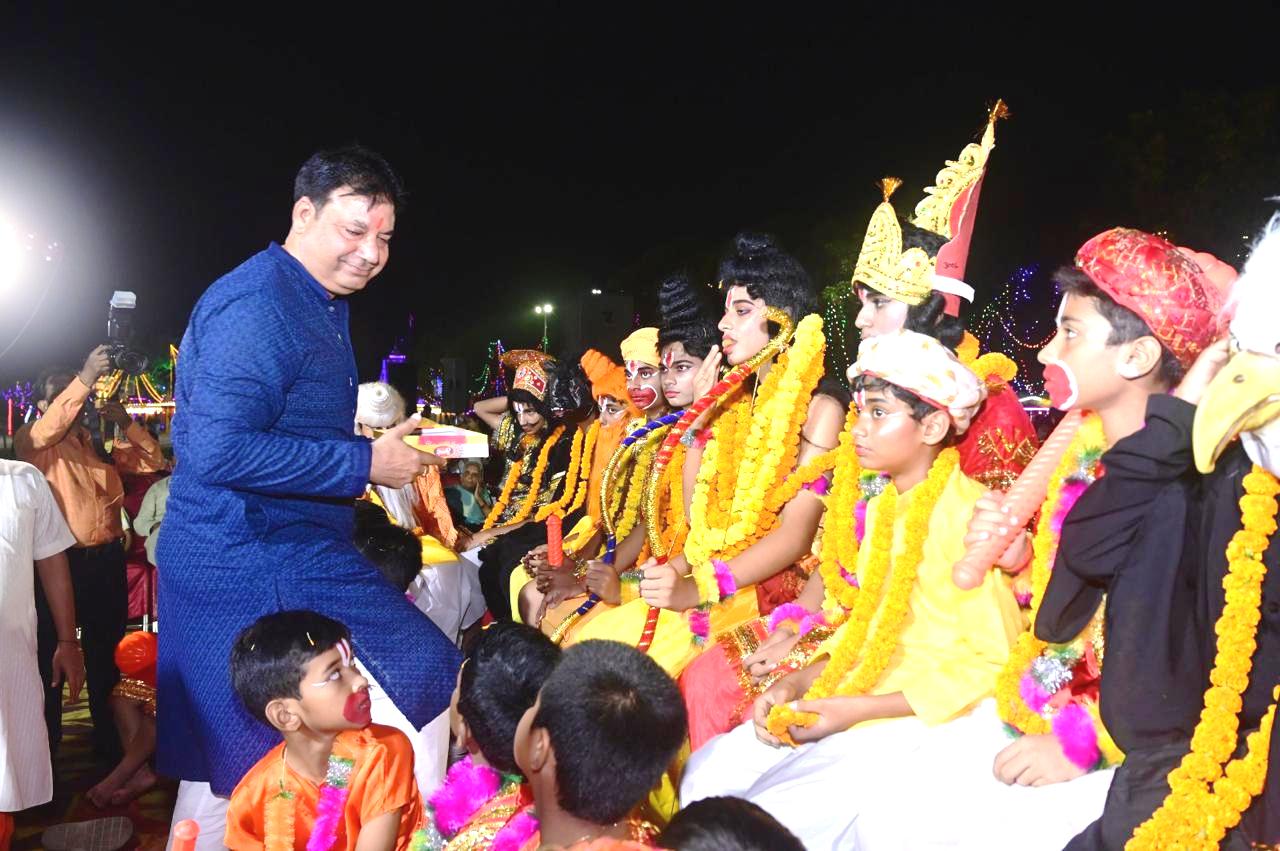 इफको घियानगरे दशहरा उत्सव: सोल्लासेन मन्यतेस्म