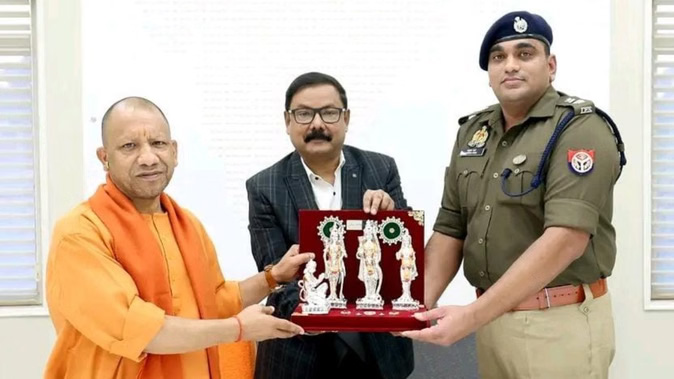 बरेलीनगरे १०० एकरपरिमितं रोजगारक्षेत्रं निर्मितं भविष्यति, नाथनगरीमहोत्सवः च प्रतिवर्षं आचर्यते