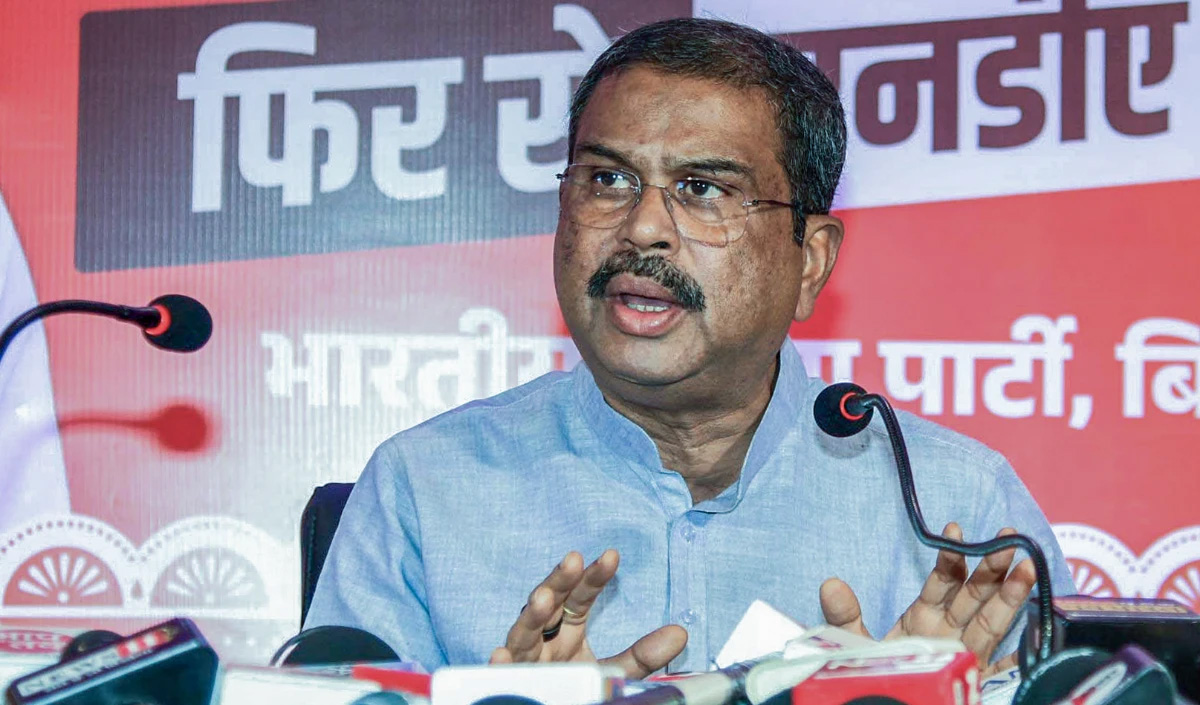 एनडीए मध्ये कोऽपि भ्रमः नास्ति इति धर्मेन्द्रप्रधानेन स्पष्टीकृतं यत् नीतीशकुमारः अस्माकं सीएम प्रत्याशी अस्ति