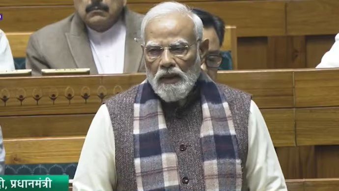 ‘वन्दे मातरम्’ इत्यस्य १५०तमं वार्षिकोत्सवस्य विषये संसदि चर्चां अभवत्, मोदी उक्तवान् यत् ‘वन्दे मातरम्’ इत्यस्य कारणेन देश: स्वातन्त्र्यं प्राप्तवान्